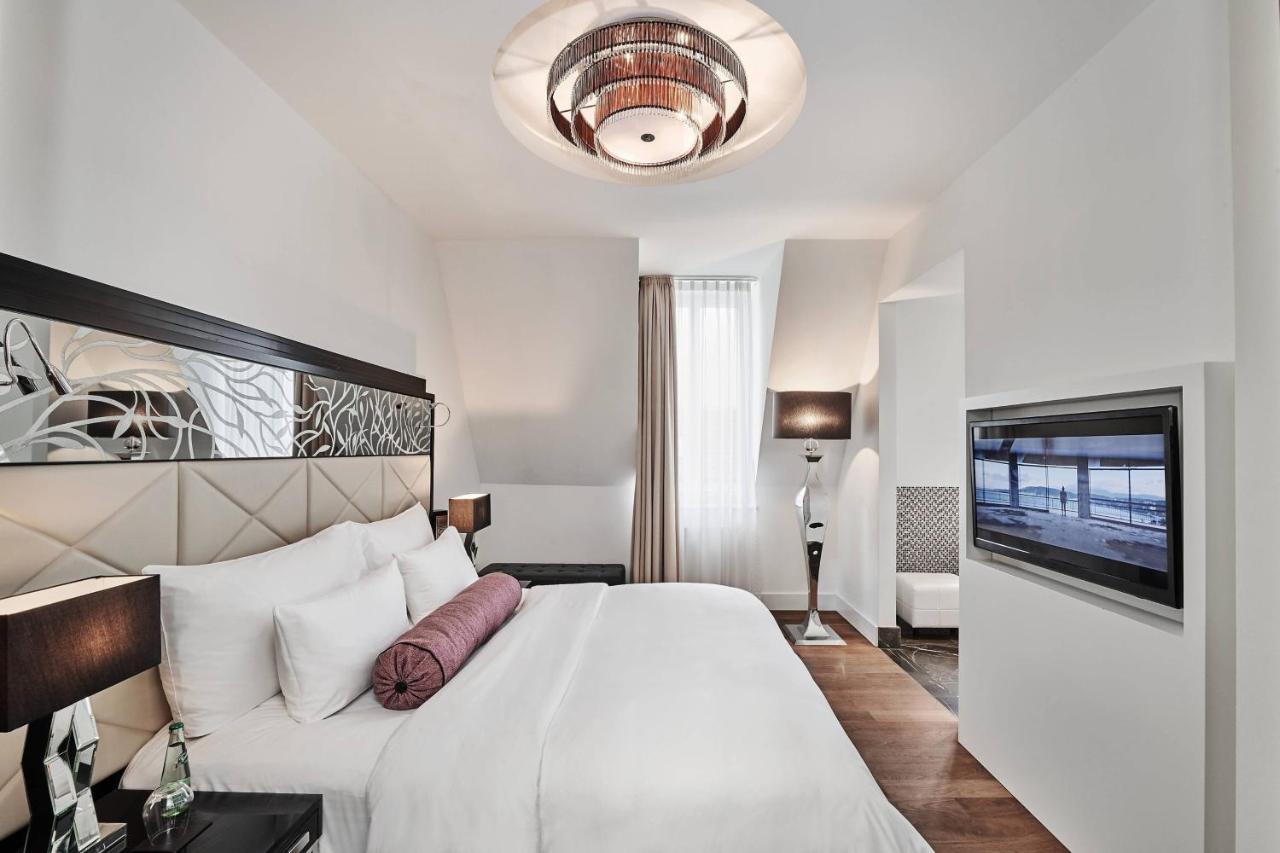 Roomers Berlin Steinplatz, Autograph Collection Exterior photo