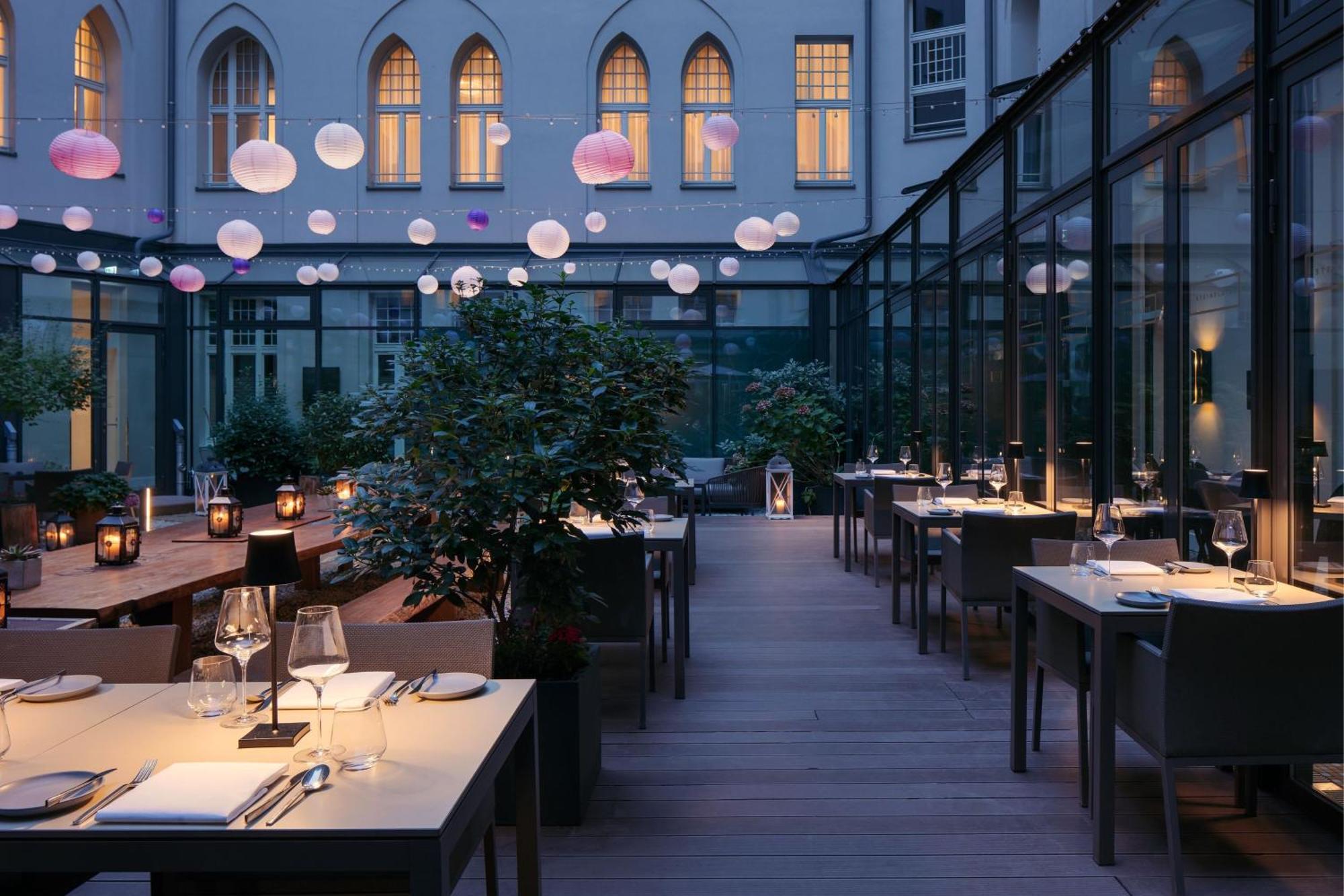 Roomers Berlin Steinplatz, Autograph Collection Exterior photo